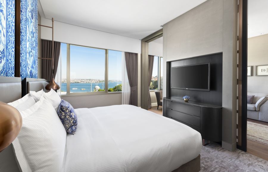 THE RITZ-CARLTON, İSTANBUL’DAN  UNUTULMAZ BİR MANZARA EŞLİĞİNDE YENİ YIL MASALI