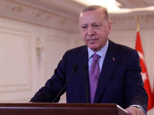 CUMHURBAŞKANI ERDOĞAN, “SADECE YATIRIMLARDA DEĞİL;  ÖZGÜRLÜKLERDE DE SESSİZ BİR DEVRİME İMZA ATTIK.” 