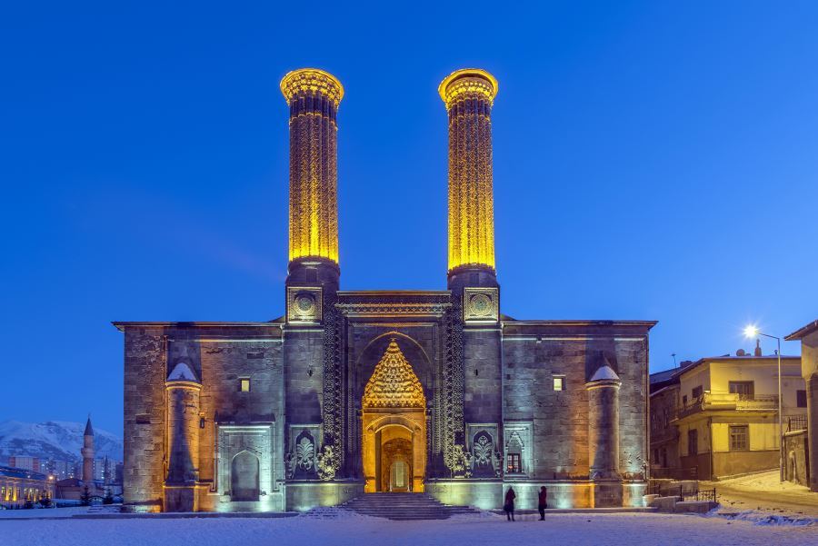KARS-ERZURUM TURU” İLE TARİHE BİR YOLCULUK DÜZENLENİYOR