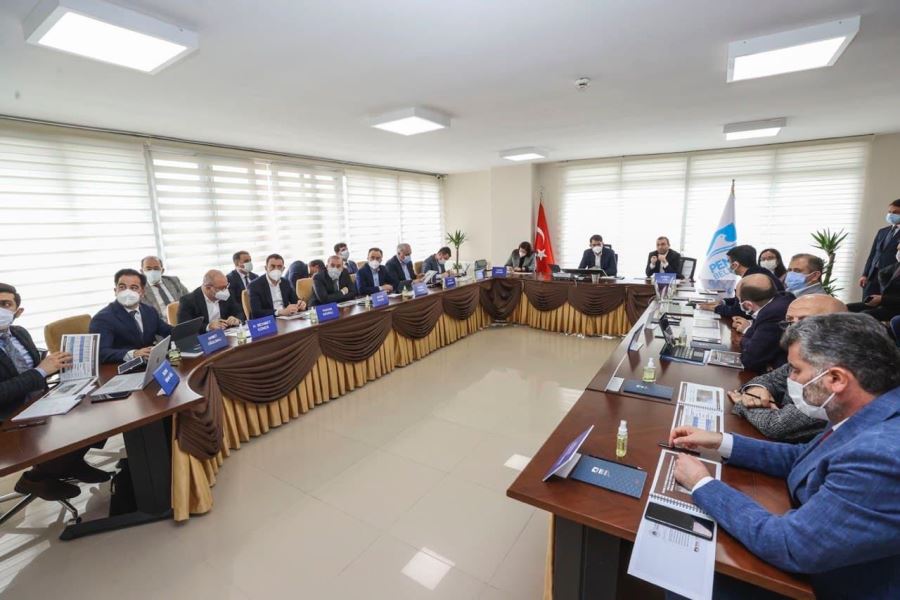 BAKAN KURUM PENDİK’TE İNCELEMELERDE BULUNDU