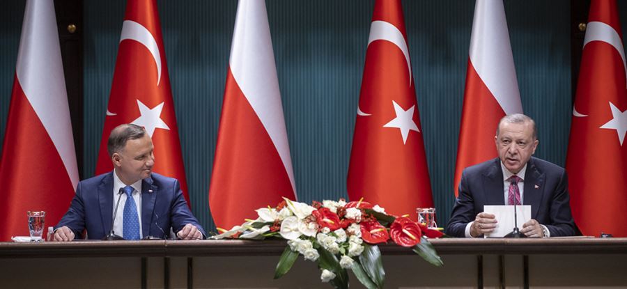 TÜRKİYE İLE POLONYA ARASINDA 5 ANLAŞMA İMZALANDI