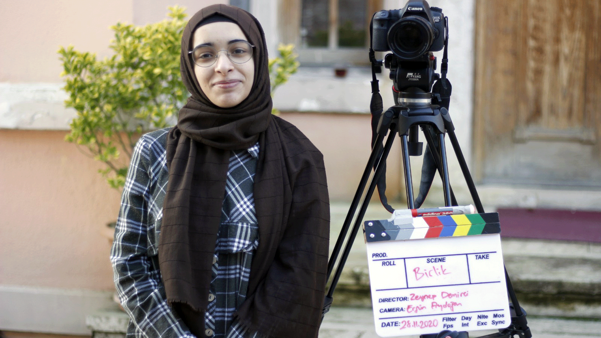 NETANYAHU’NUN PROPAGANDASINI ZEYNEP BOZDU!