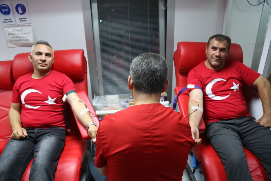 KIZILAY’DAN ŞEHİTLERİN ANISINA  15 TEMMUZ’DA KAN BAĞIŞI KAMPANYASI