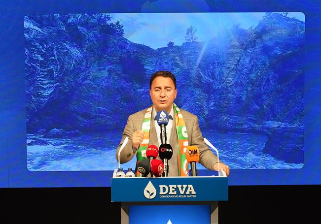 BABACAN,  ‘BÜYÜK DEMOKRATİK DÖNÜŞÜME ÖNCÜLÜK EDECEĞİZ’