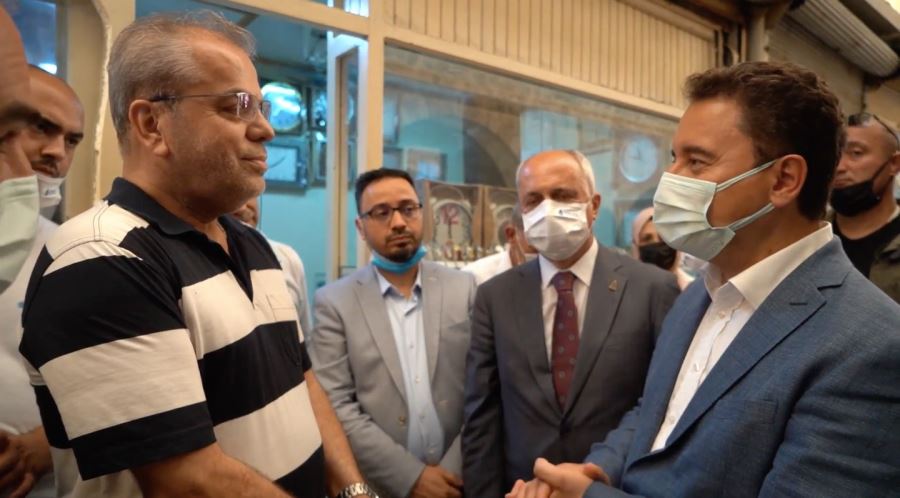 BABACAN ’’POPÜLİST PARTİLER ‘HEPSİNİ GÖNDERECEĞİZ’ DİYECEK AMA YAPAMAYACAK’  