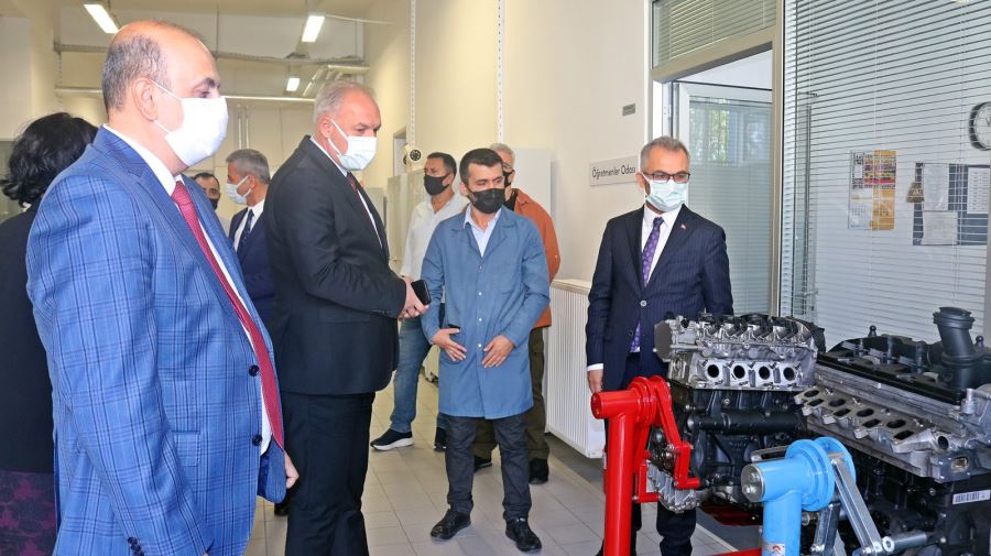 KOSOVALI BAKAN FİKRİM DANKİ