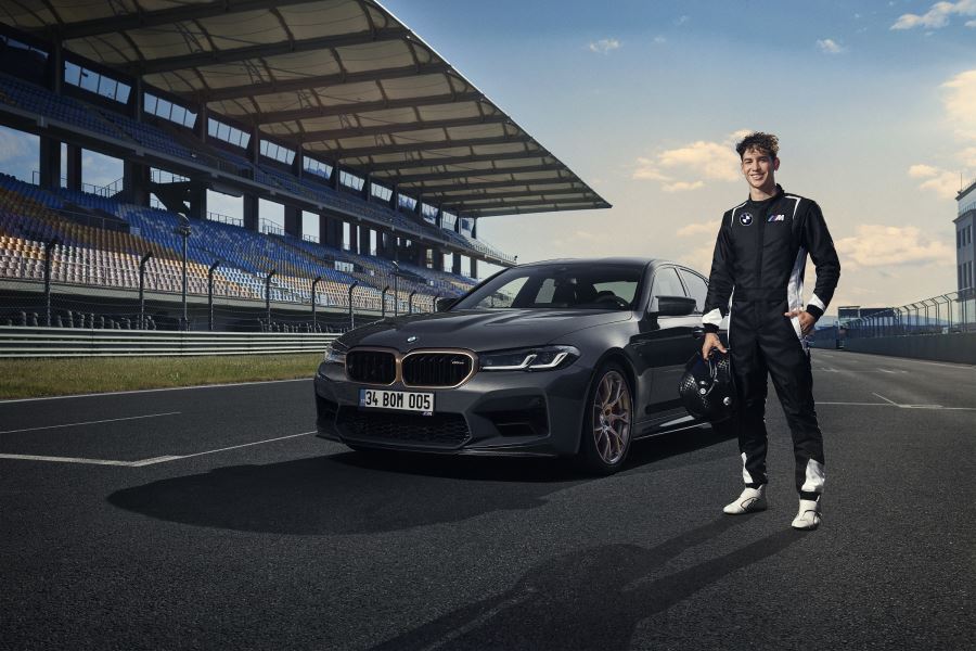 BMW TÜRKİYE, M  50. YILINI CEM BÖLÜKBAŞI İLE KUTLUYOR