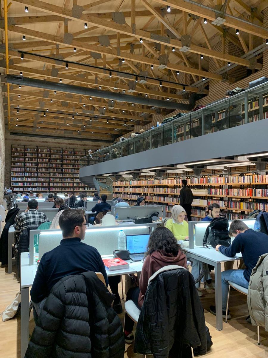 RAMİ KÜTÜPHANESİ’NE  YOĞUN İLGİ