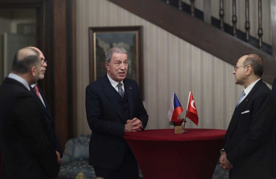MİLLÎ SAVUNMA BAKANI HULUSİ AKAR’DAN TSK ALEYHİNDEKİ SÖYLEMLERE “SERT” TEPKİ