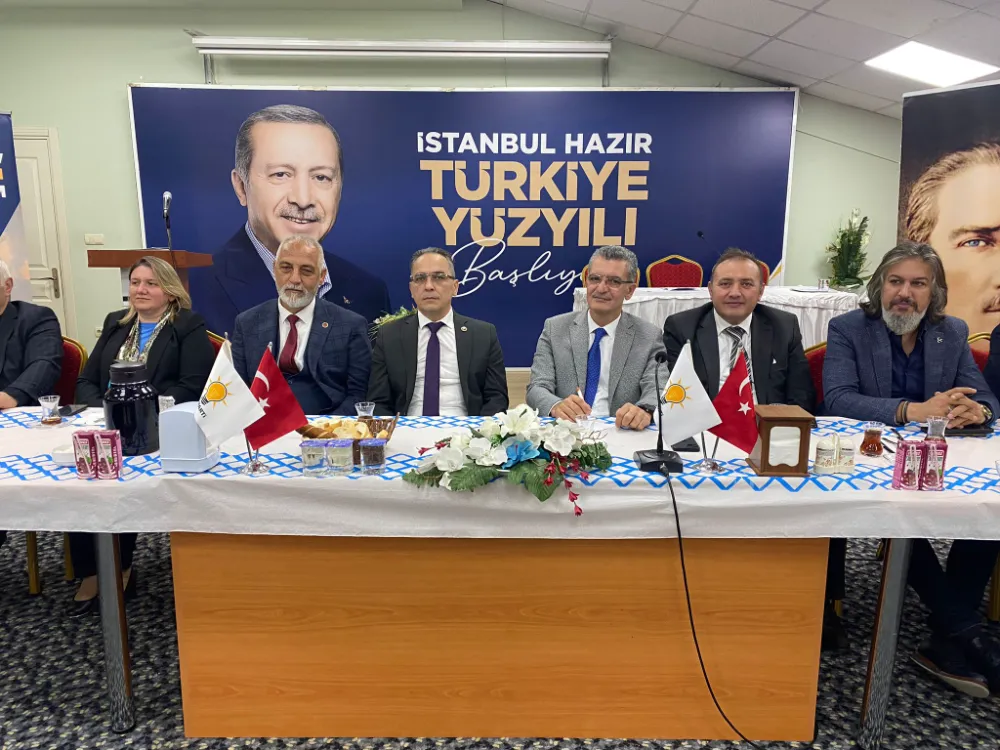 AK PARTİ VE MHP İLÇE BAŞKANLIKLARI  MUHTARLARI  AĞIRLADI