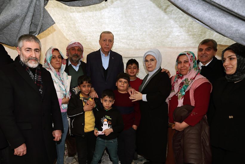 CUMHURBAŞKANI ERDOĞAN, ŞANLIURFA’DA DEPREM BÖLGESİNDE İNCELEMELERDE BULUNDU