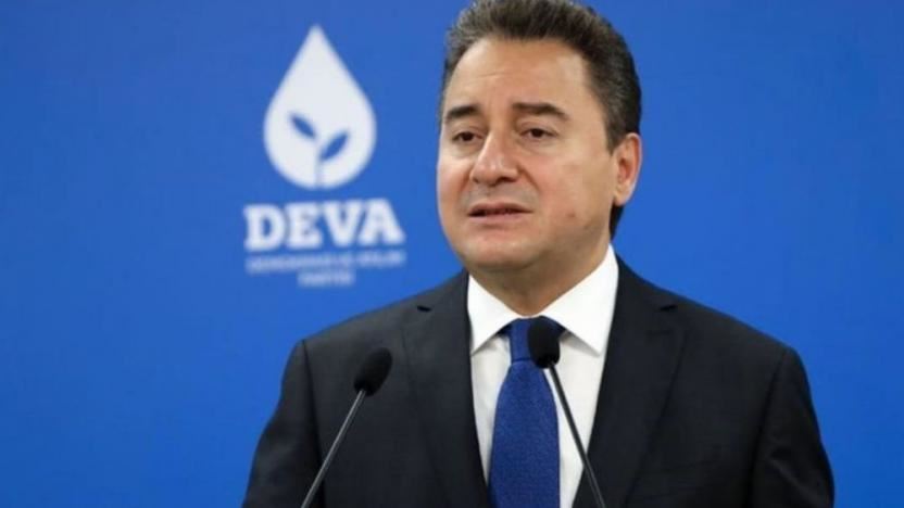  ALİ BABACAN: ‘GÜN, SANSÜR GÜNÜ DEĞİL’
