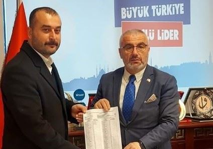 MALTEPELİ İŞ İNSANI NEVZAT EREN MAZBATASINI ALDI