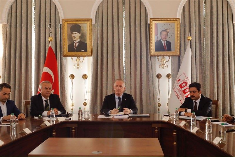 VALİ GÜL, YABANCI STK TEMSİLCİLERİ İLE BİR ARAYA GELDİ