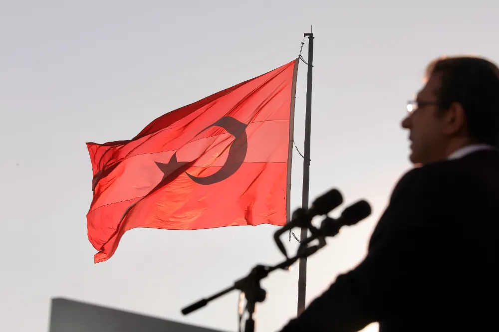 İMAMOĞLU: “TBB, BU ÜLKENİN GÜZEL İNSANLARININ YAŞADIĞI HER YERE, HER ZAMAN KOŞMAKTA HAZIRDIR”  