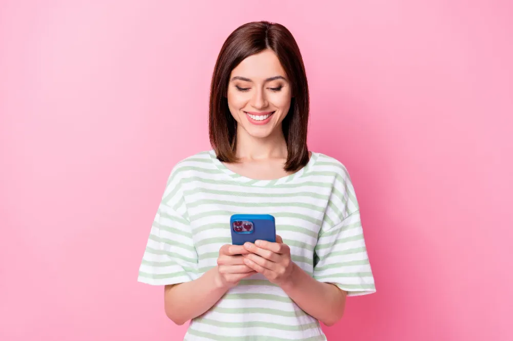 “GENÇLER MESAJI, YETİŞKİNLER TELEFONA TERCİH EDİYOR”