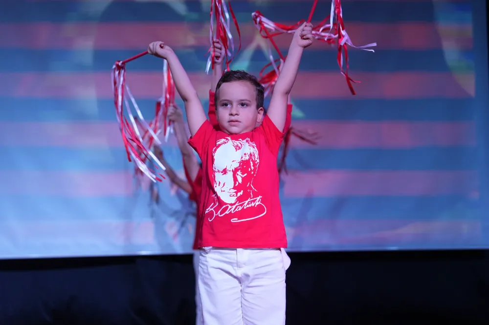 KARTALLI ÇOCUKLAR CUMHURİYET BAYRAMI COŞKUSU YAŞADI