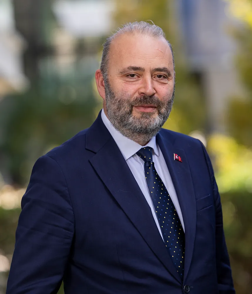 KARTAL’DA KAMU ALANI TARTIŞMASI: KAMUYA AİT ALAN AVM VE KONUT PROJESİNE Mİ DÖNÜŞÜYOR?