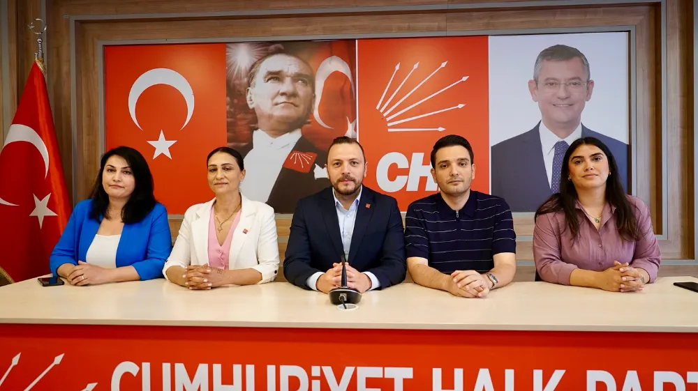 CHP KARTAL İLÇE BAŞKANLIĞI’NDA BAYRAMLAŞMA PROGRAMI GERÇEKLEŞTİRİLDİ
