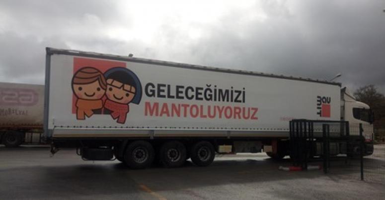  6 BİN KIŞLIK MONT ÇOCUKLARLA BULUŞTU