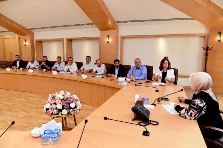 BAŞKAN DÖĞÜCÜ, MUHTARLARIN SORUNLARINI DİNLEDİ